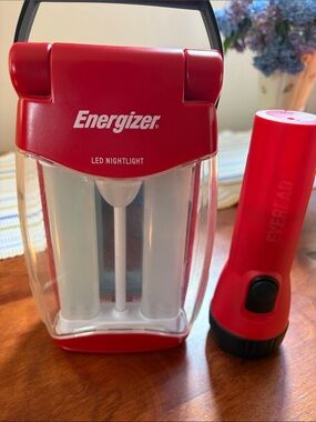 Energizer Red LED Nightlight with Red Eveready Flashlight